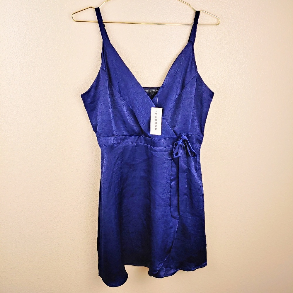 Kendall & Kylie NWT blue dress size large Pacsun